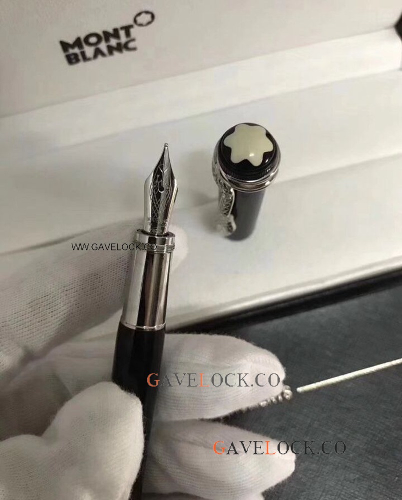 Free Shipping Mont Blanc Rouge Et Noir Fountain Pen / Black Resin
